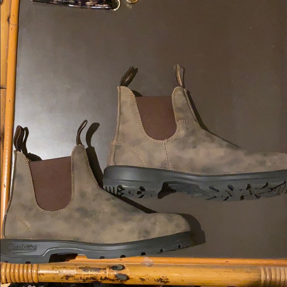Blundstone 550 Woman’s 9 / Men’s 7